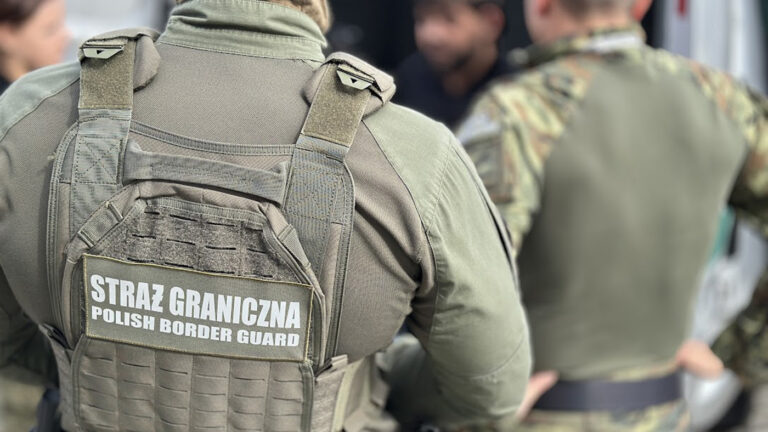 Подземный путь в ЕС: мигранты пытались проникнуть из Беларуси в Польшу через туннель