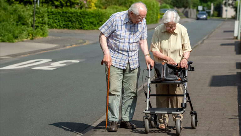 Почему некоторые люди живут до 100 лет: секреты долголетия от ученых