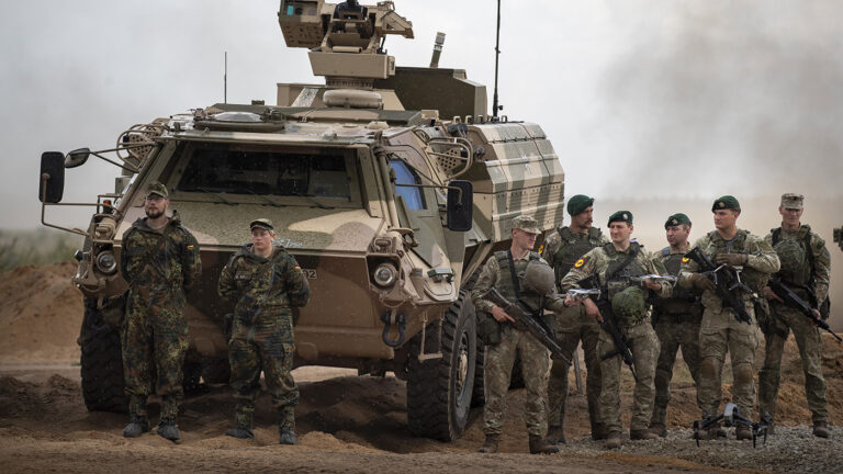 Названы четыре самые сильные армии Европы