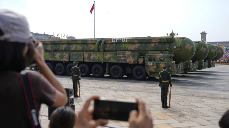 Межконтинентальная ракета наземного базирования «Дунфэн-61»