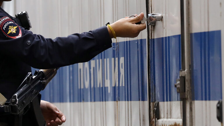 Пьяный приезжий оскорбил семью Бастрыкина и стал фигурантом дела в Подмосковье