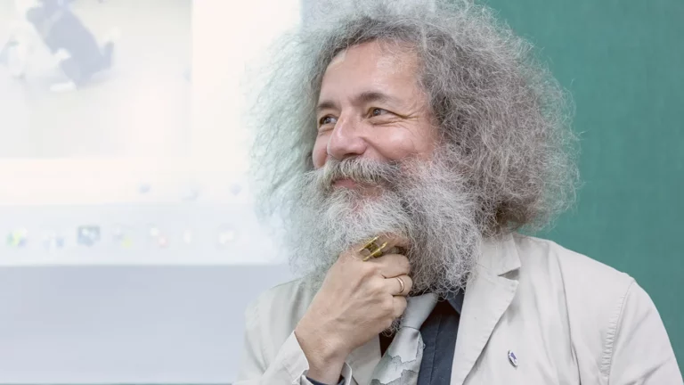 Биоинформатик Михаил Гельфанд