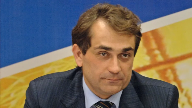 Заместитель министра энергетики РФ Станислав Светлицкий на совещании по развитию черной металлургии и обеспечению металлопродукцией внутреннего рынка в 2008 году