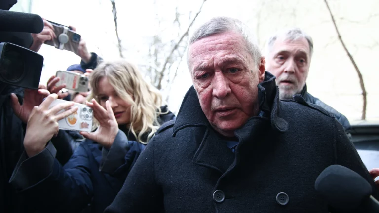 Стало известно, когда Михаил Ефремов выйдет на театральную сцену