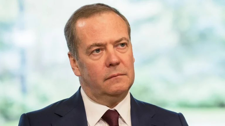 «Военный бюджет»: Медведев обозначил ключевые финансовые приоритеты России