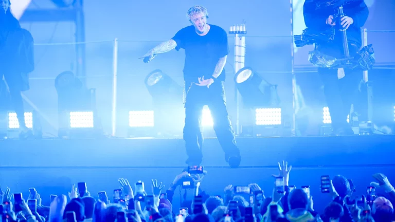 Певец Егор Крид