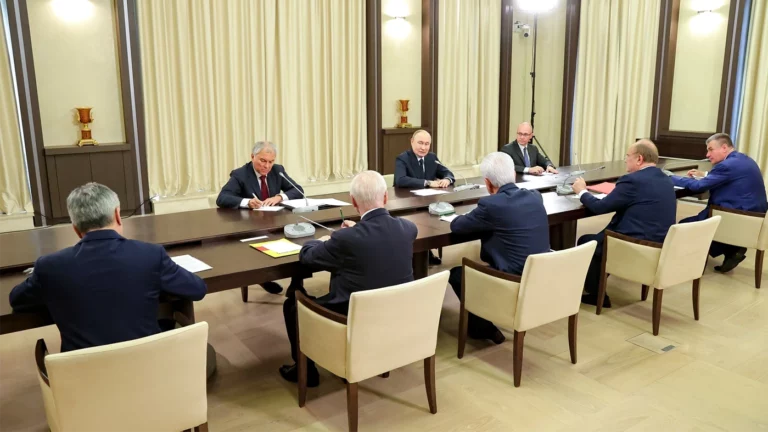 «Вопросы нужно решать»: Путин потребовал не игнорировать проблемы миграции в России