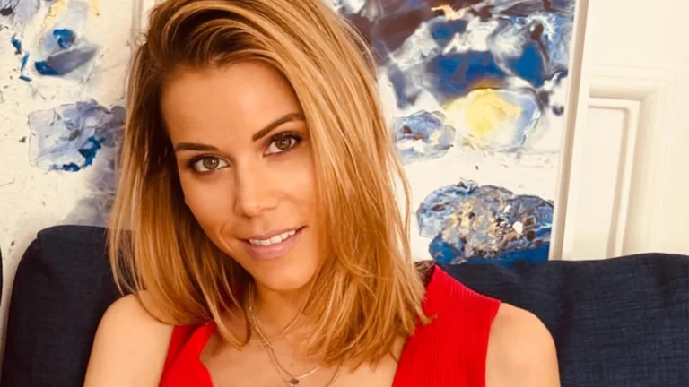 Дочь Брижит Макрон выступила в суде в защиту матери