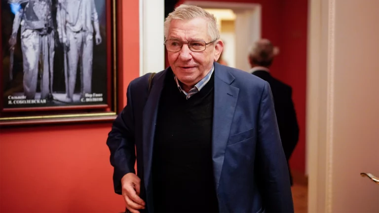 Умер заслуженный артист России Анатолий Меньщиков