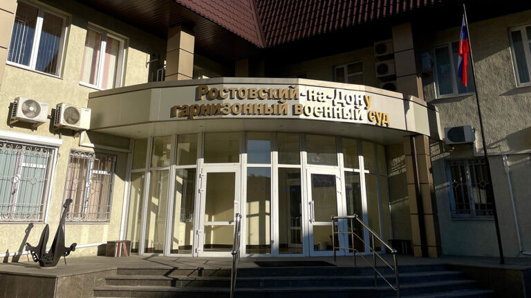 Замглавы тыла Росгвардии получил 9 лет колонии по делу о взятке