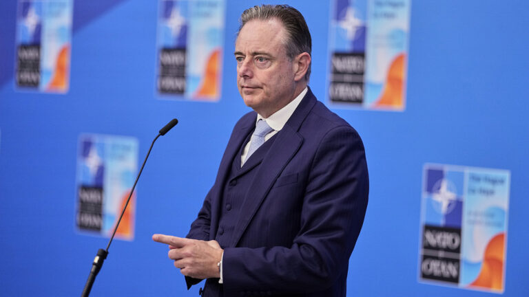 Барт де Вевер