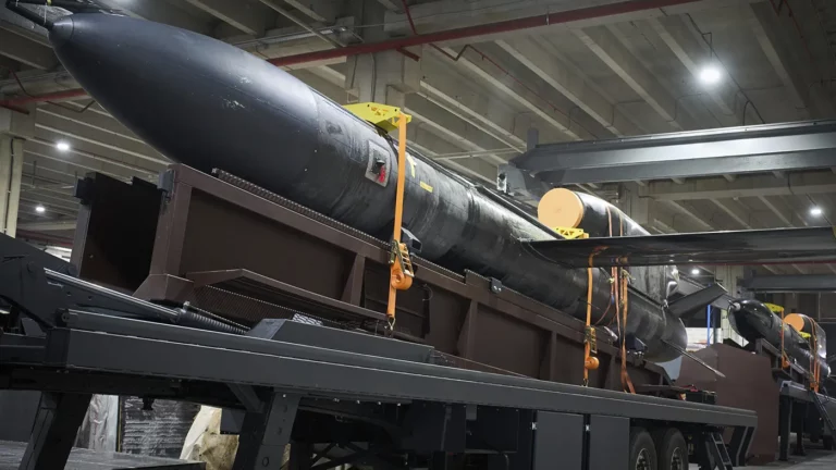 WSJ: США сняли ограничение на использование Киевом дальнобойных ракет