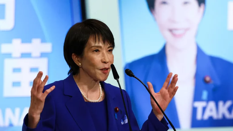 Санаэ Такаити