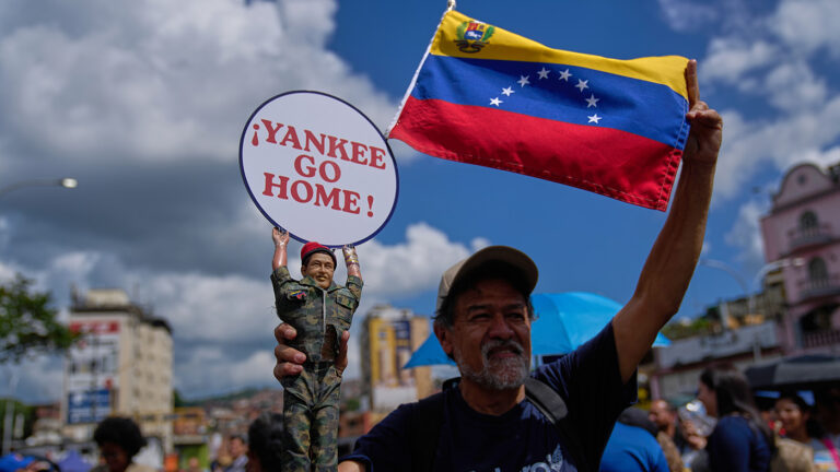 Контроль над ресурсами и отказ от России: как Венесуэла пыталась откупиться от США