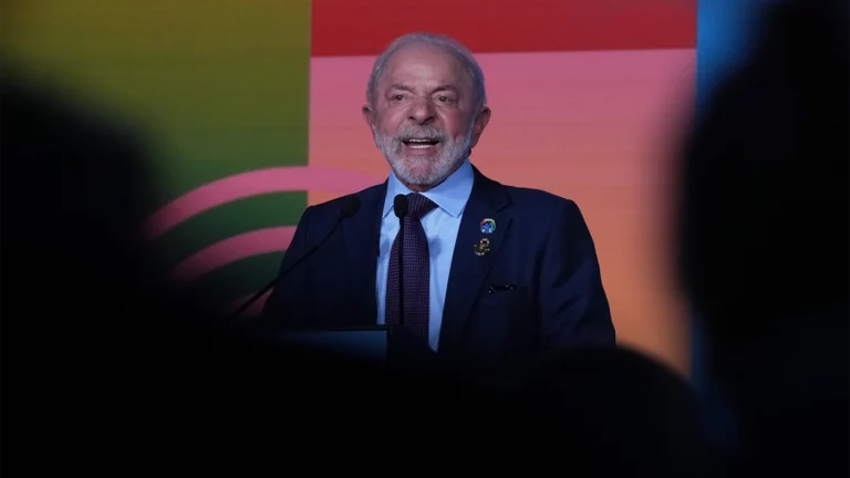 Накануне 80-летия президент Бразилии объявил, что пойдет на четвертый срок