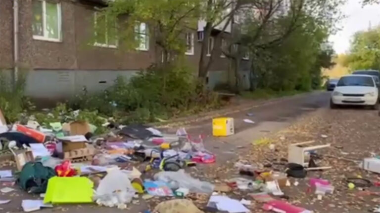 «Мать пока не знает»: что известно об уфимце, выбросившем из окна дочь