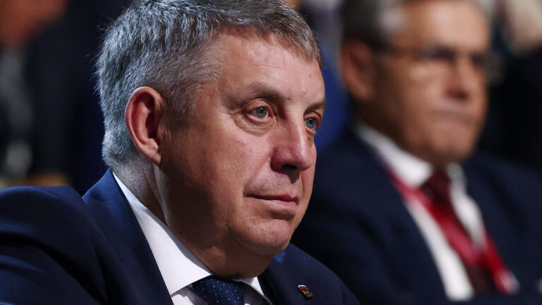 Брянский губернатор рассказал, кто причастен к подрыву моста, упавшего на поезд