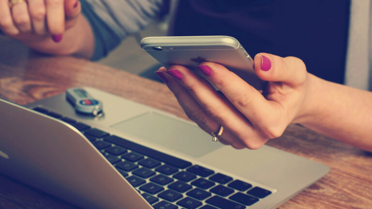 Мошенница под видом племянницы Шойгу обманула москвичей более чем на ₽100 млн