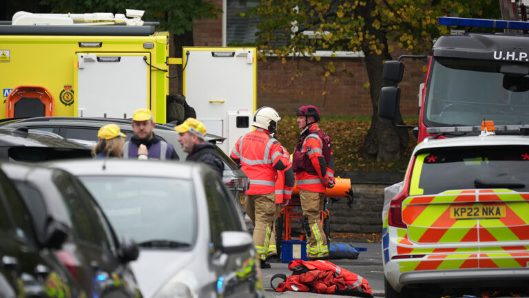 Три человека погибли при нападении на синагогу в Манчестере
