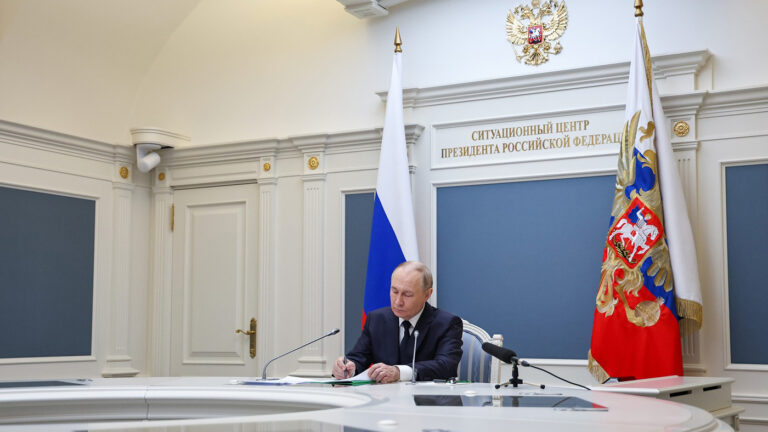 Путин провел тренировку ядерных сил