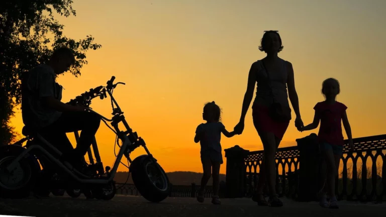 В России с 2026 года увеличат размер единого пособия для детей