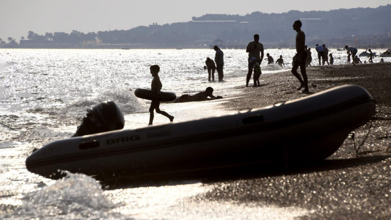 Стоимость отдыха в Турции снизилась на 30%. Ненадолго