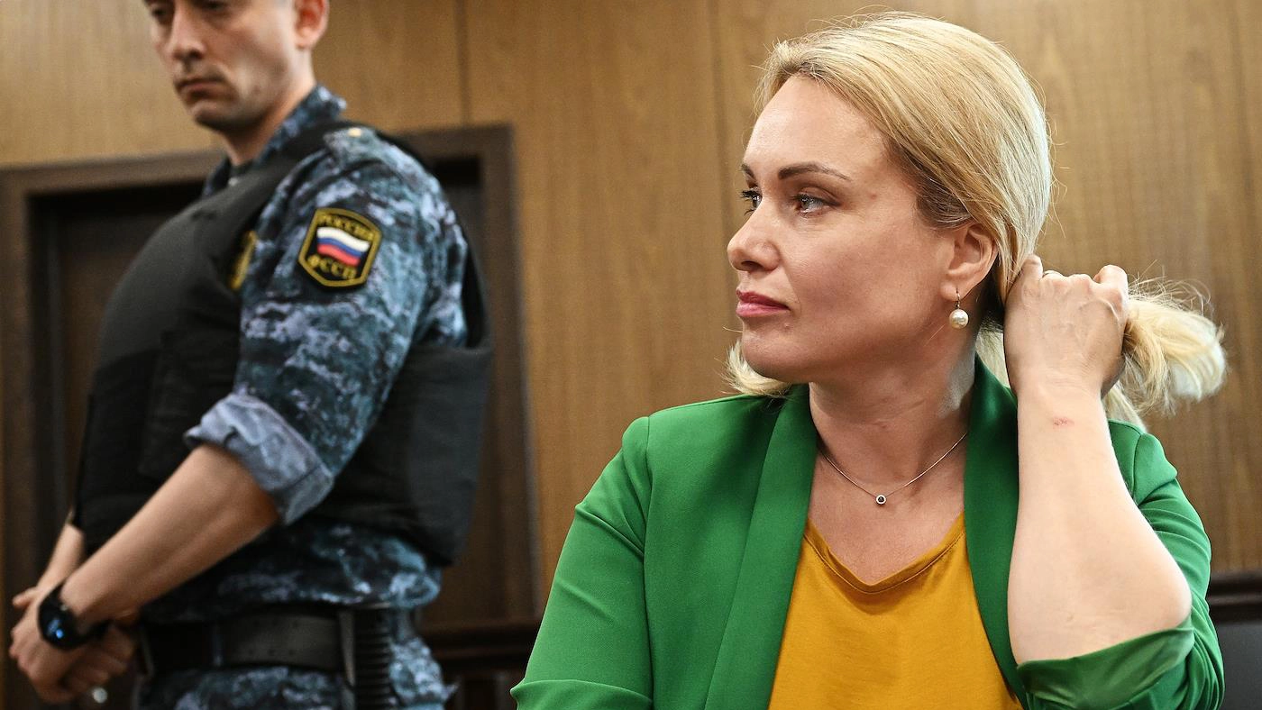 Экс-редактора Первого канала Марину Овсянникову признали иноагентом