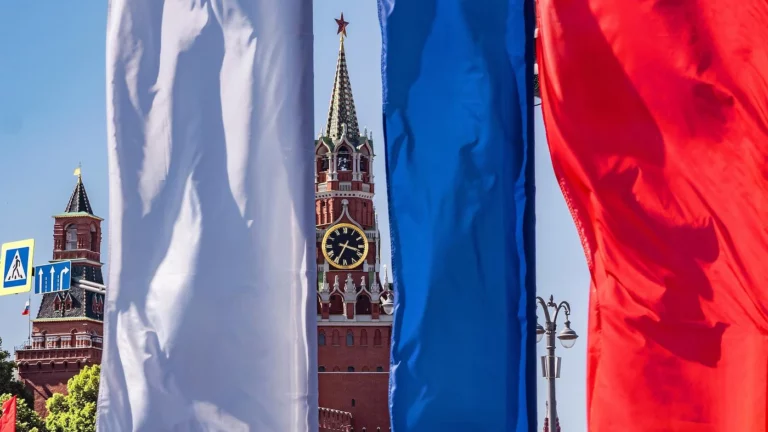 Россия выделит 1,8 трлн рублей на кредиты другим странам