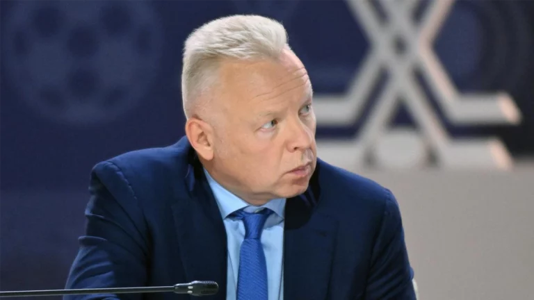 Мазепин: Польша не пускает российских пловцов на чемпионат Европы