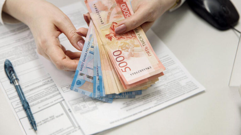 Без предупреждения: россияне пожаловались на внезапные изменения условий кредитов