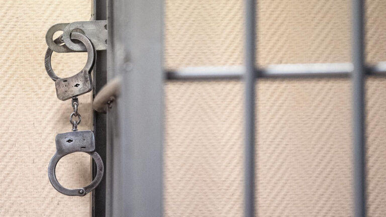 В Москве арестовали таксиста-извращенца за надругательство над пассажиркой