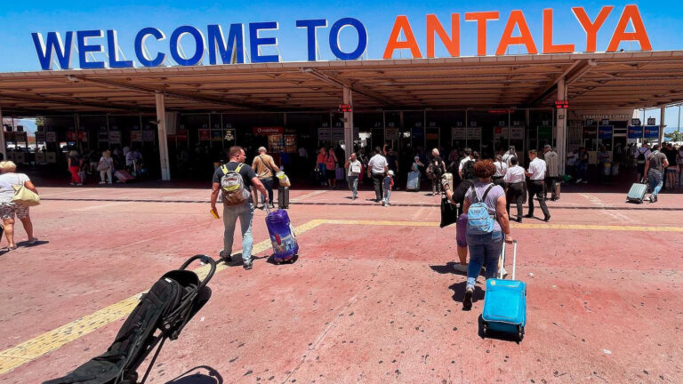 Госдуме предложат запретить россиянам отдыхать в Турции и других странах НАТО