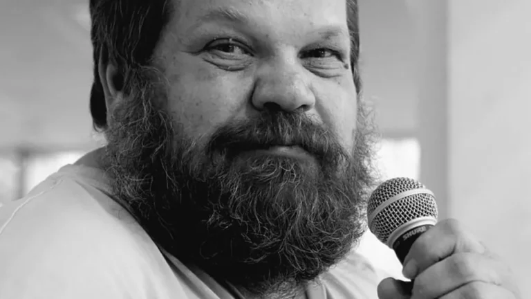 Игорь Плешаков