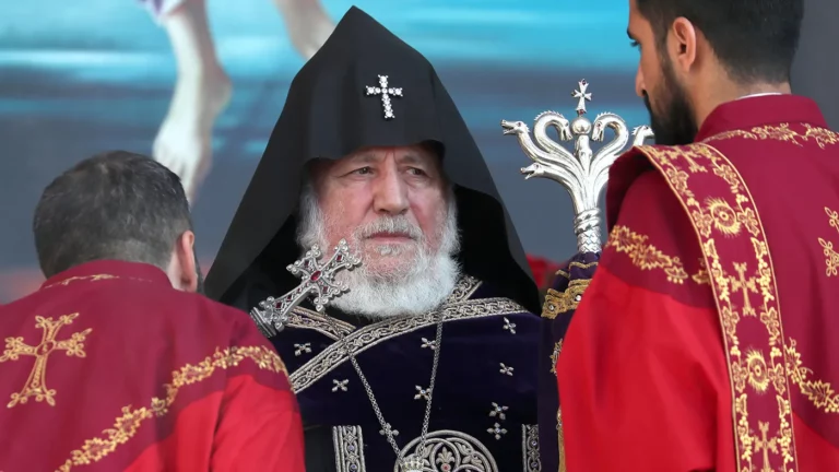 Католикос всех армян Гарегин Второй