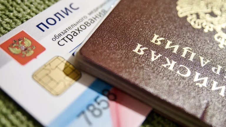 «Любой здоровый может»: Матвиенко предложила обязать неработающих платить за ОМС