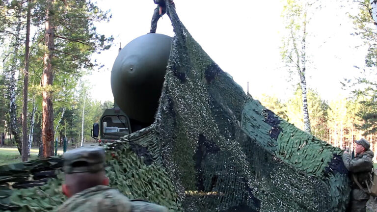 В Госдуме раскрыли первый шаг России при передаче «Томагавков» Украине