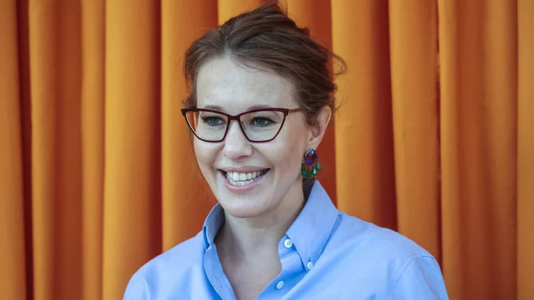 Стало известно о планах Собчак получить ВНЖ в Европе