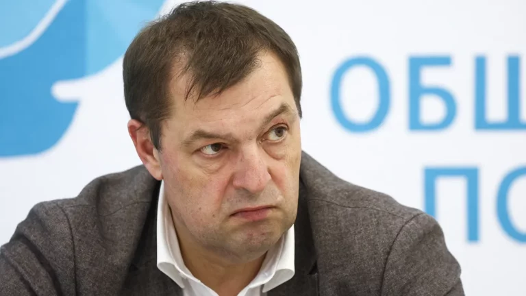 Виталий Артемов