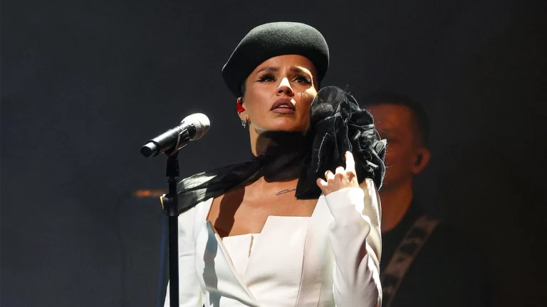 Zivert дебютирует в кино в роли итальянки: кто она вообще такая