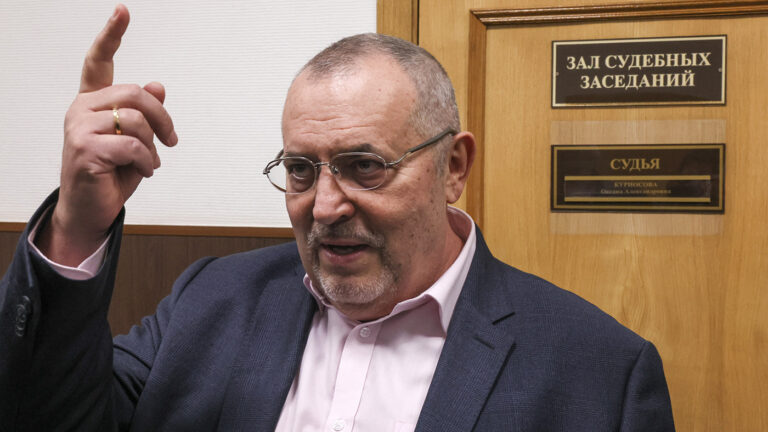 Борис Надеждин