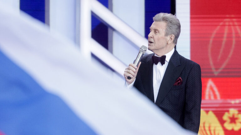 Лев Лещенко