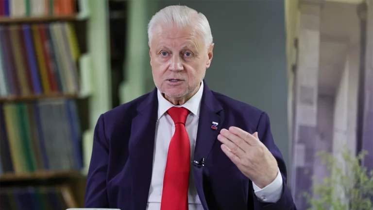 «Испоганят любую идею»: Миронов призвал отстранить ЦБ от дизайна банкнот