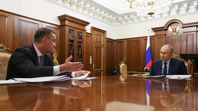 Патрушев объяснил Путину, почему Россия стала продавать меньше зерна