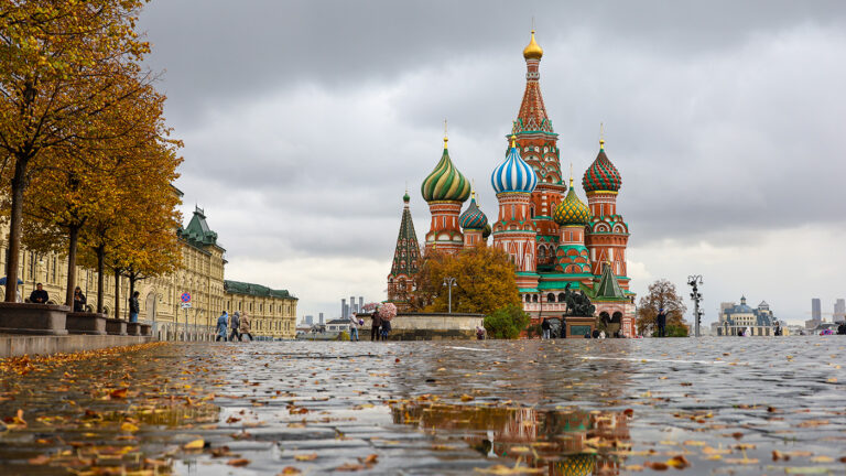 «Поля многослойной облачности»: какая погода придет в Москву и область в выходные