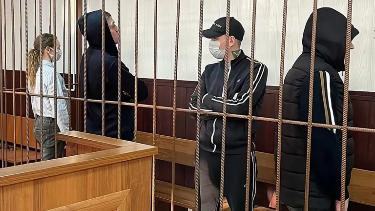 Обманувшие Долину мошенники получили от четырех до семи лет колонии