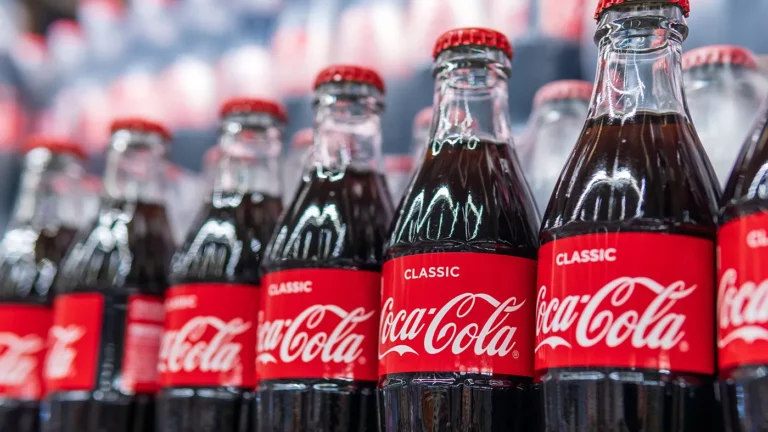 Coca-Cola и Starbucks зарегистрировали товарные знаки в России