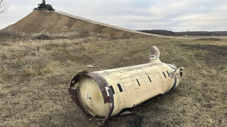 «Недолго фраер танцевал»: что пишут военкоры об украинском ударе ATACMS по Воронежу