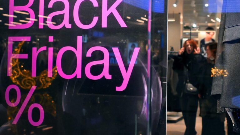 Россиян предупредили об активности мошенников перед «черной пятницей»