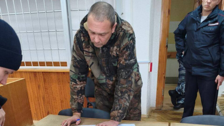 Экс-чиновника из Новоуральска приговорили к 14 годам колонии за взятки