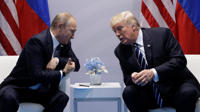 Экс-главы ЦРУ и Нацразведки США получили повестки по делу «Рашагейта»